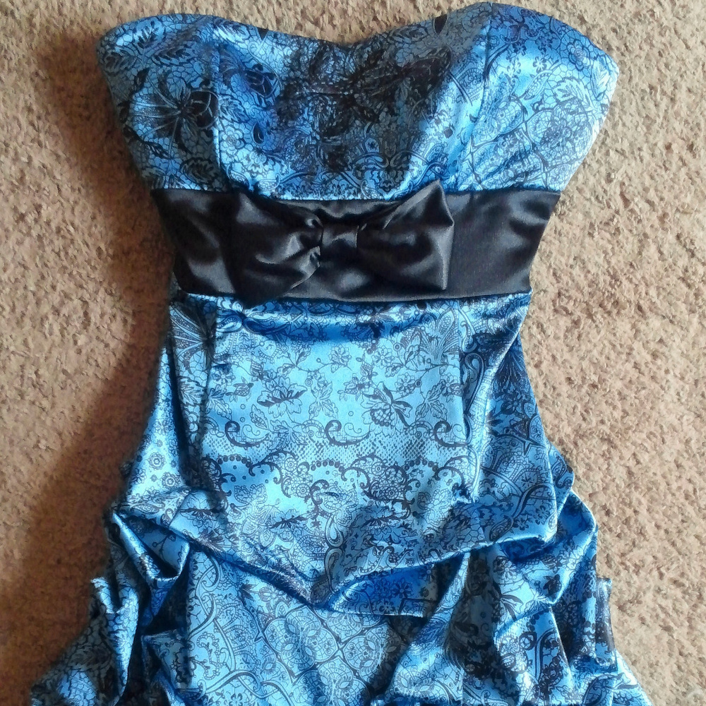 Ruby Rox Strapless Formal Ruffled Satin Dress - Picture 3 of 7